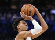 开云体育官网-马刺遭遇三连败，主力球员伤佯频率令人堪忧的简单介绍