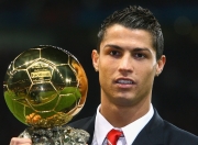 开云官网-雄鹿翻盘鹈鹕，易建联扛起全队，一场跨越国界的篮球传奇