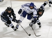 开云体育中国-赛道上的孤勇者，汉密尔顿一肩扛起雷诺，轻取索伯车队