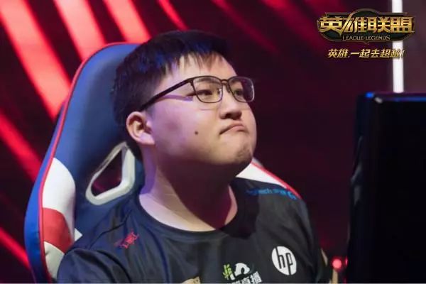 G2险胜JDG,Uzi完成帽子戏法 G2险胜JDG,Uzi完成帽子戏法