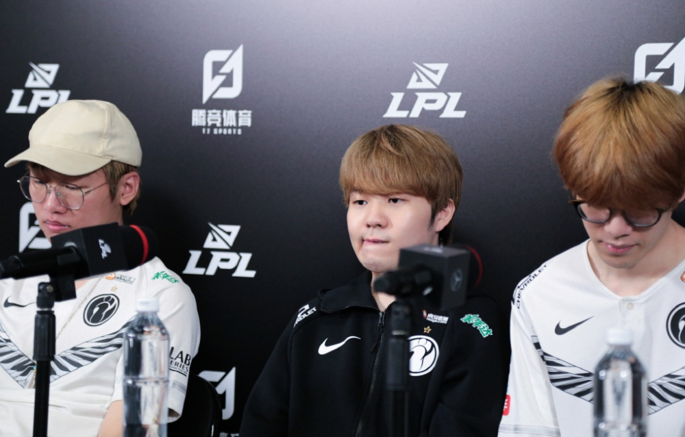 关于V5轻取IG,Mickey一己之力扛起全队的信息 关于V5轻取IG,Mickey一己之力扛起全队的信息