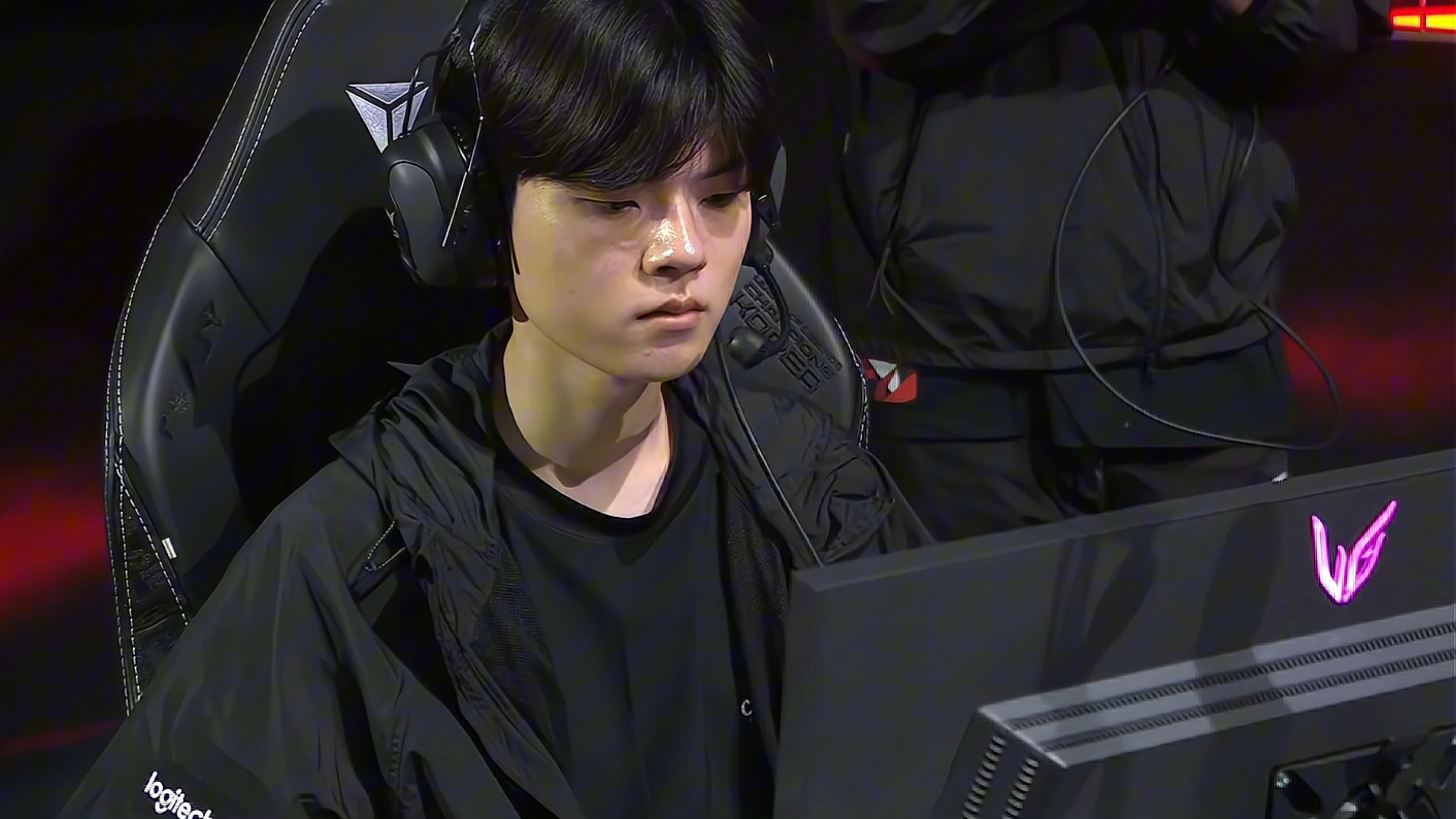 关于GEN鏖战TeamEmpire,Deft制霸全场的信息 关于GEN鏖战TeamEmpire,Deft制霸全场的信息