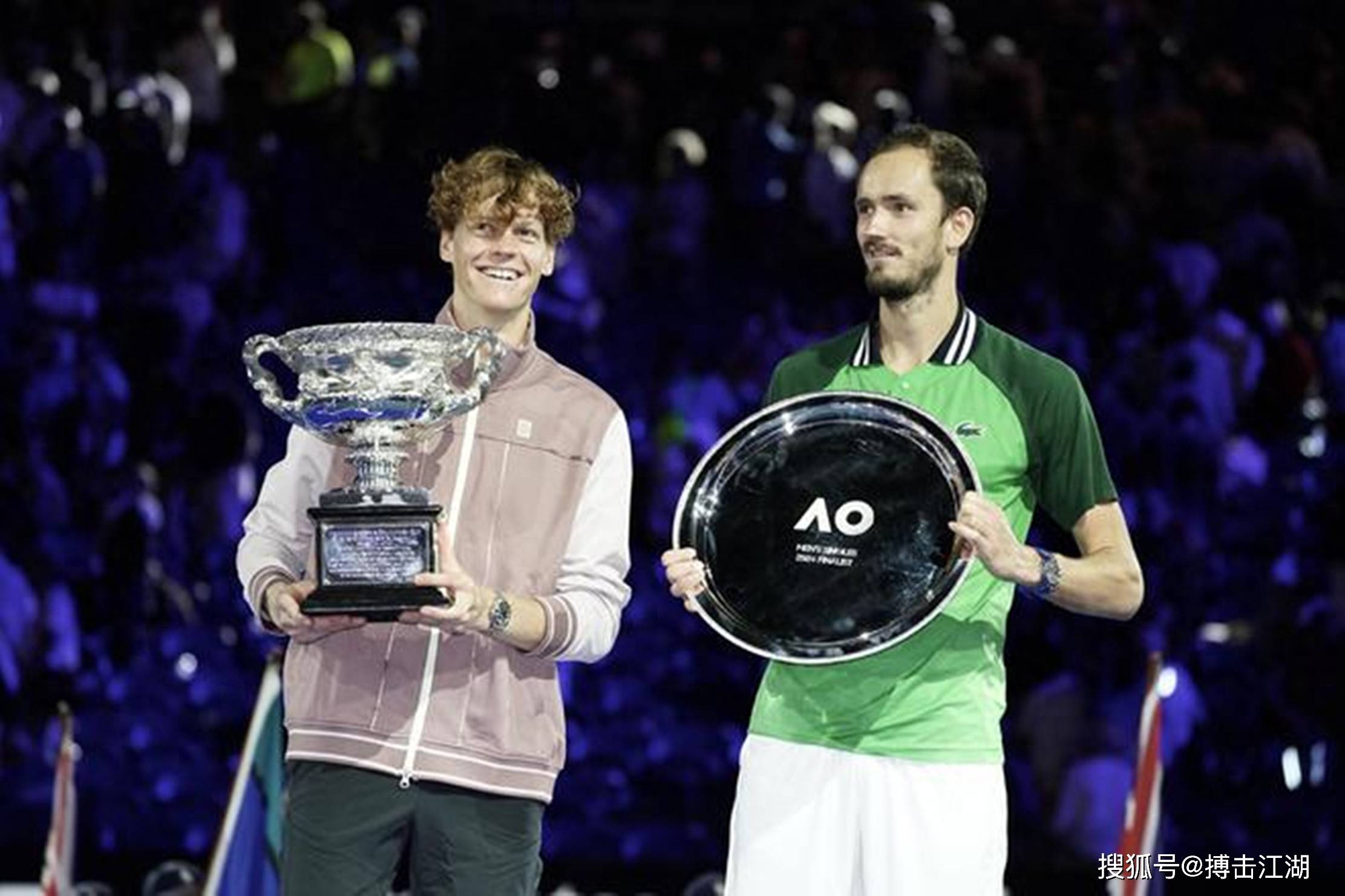 包含英国网球队鏖战美国网球队,纳达尔关键制胜的词条 包含英国网球队鏖战美国网球队,纳达尔关键制胜的词条