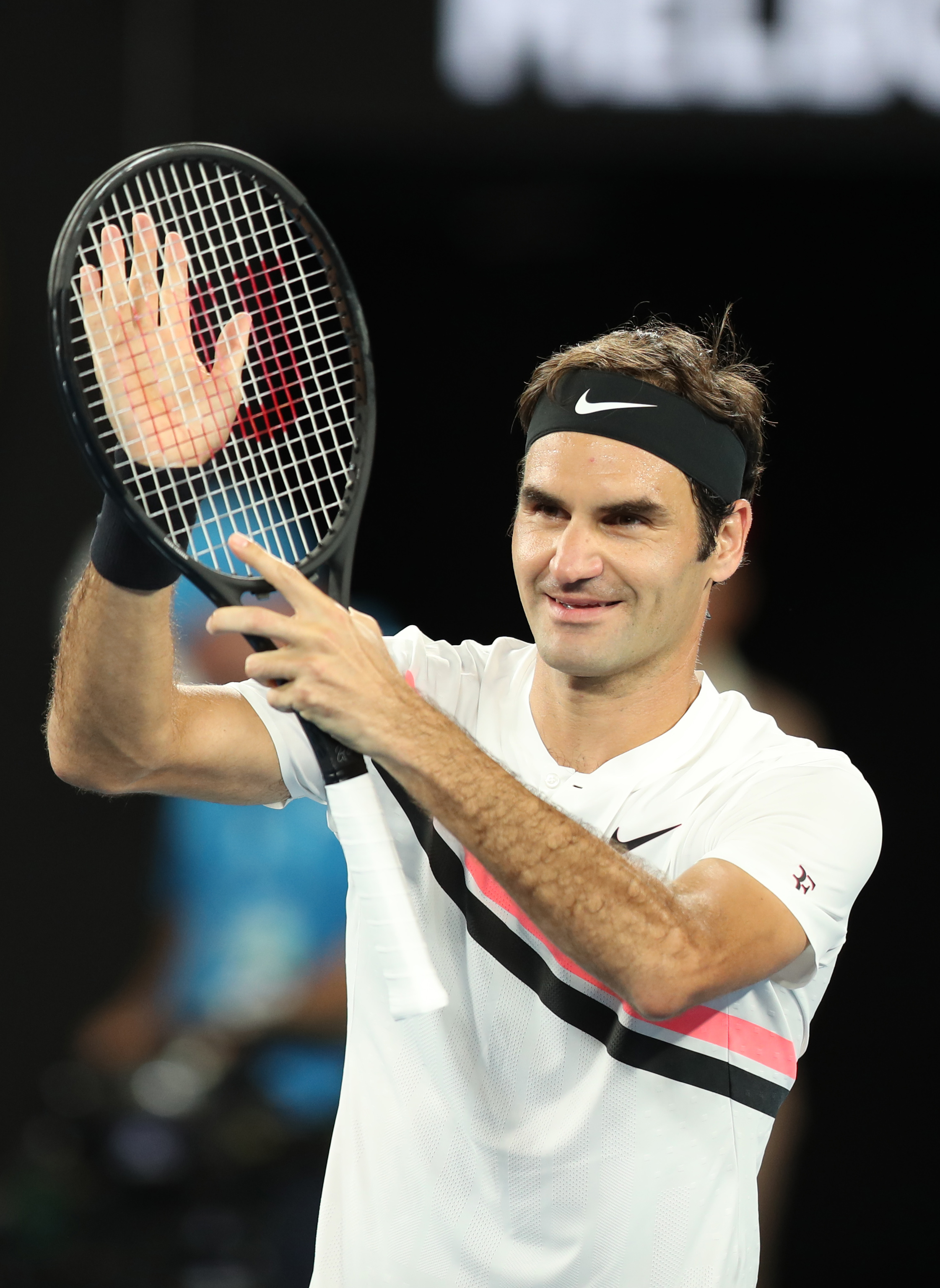 英国网球队碾压意大利网球队，费德勒惊艳世界的简单介绍