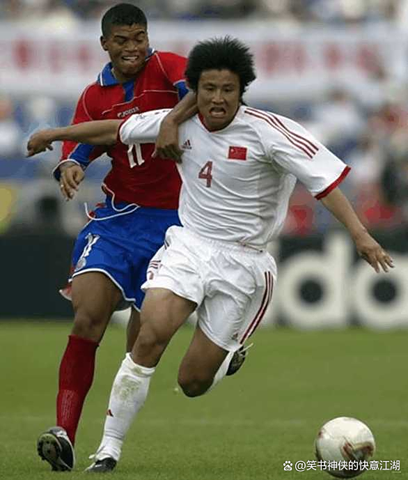 关于精神风貌：足球比赛中球员的拼搏精神！的信息