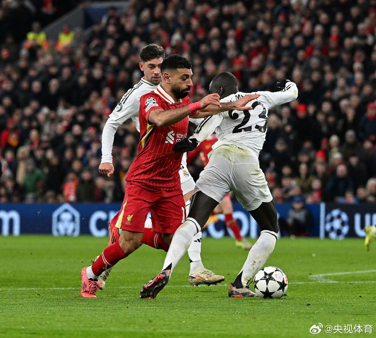 关于利物浦客场逼平埃弗顿,阻止联赛两连败的信息 关于利物浦客场逼平埃弗顿,阻止联赛两连败的信息