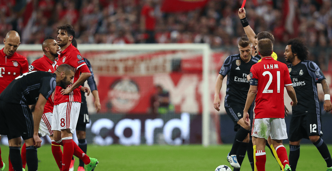 关于拜仁慕尼黑客场大胜，豪取三分战胜对手的信息