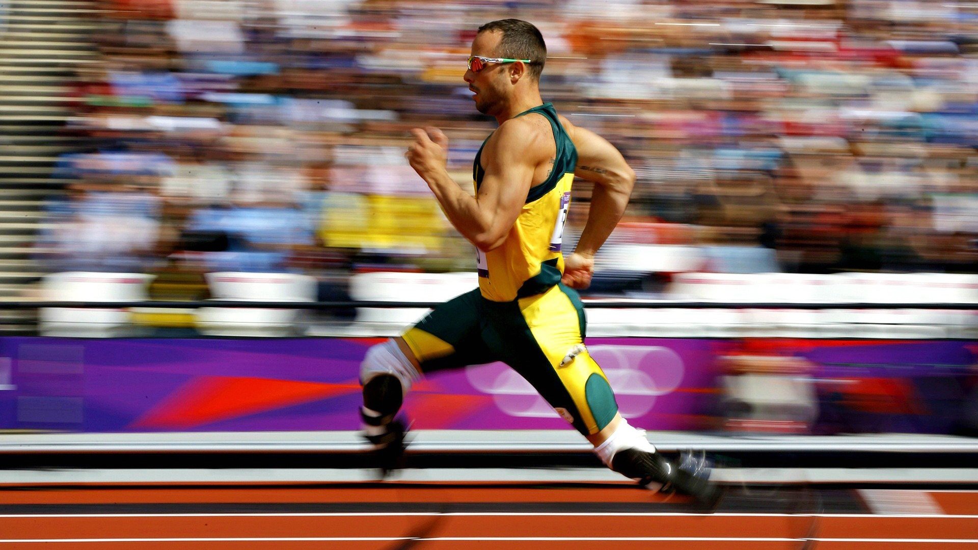 赛道与绿茵场的双重变奏，当F1引擎在蒙特利尔遇见加拿大拜仁