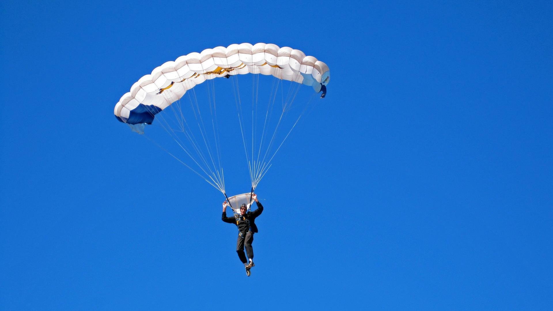 费城之矛刺穿洛城盾，德罗赞的统治之夜