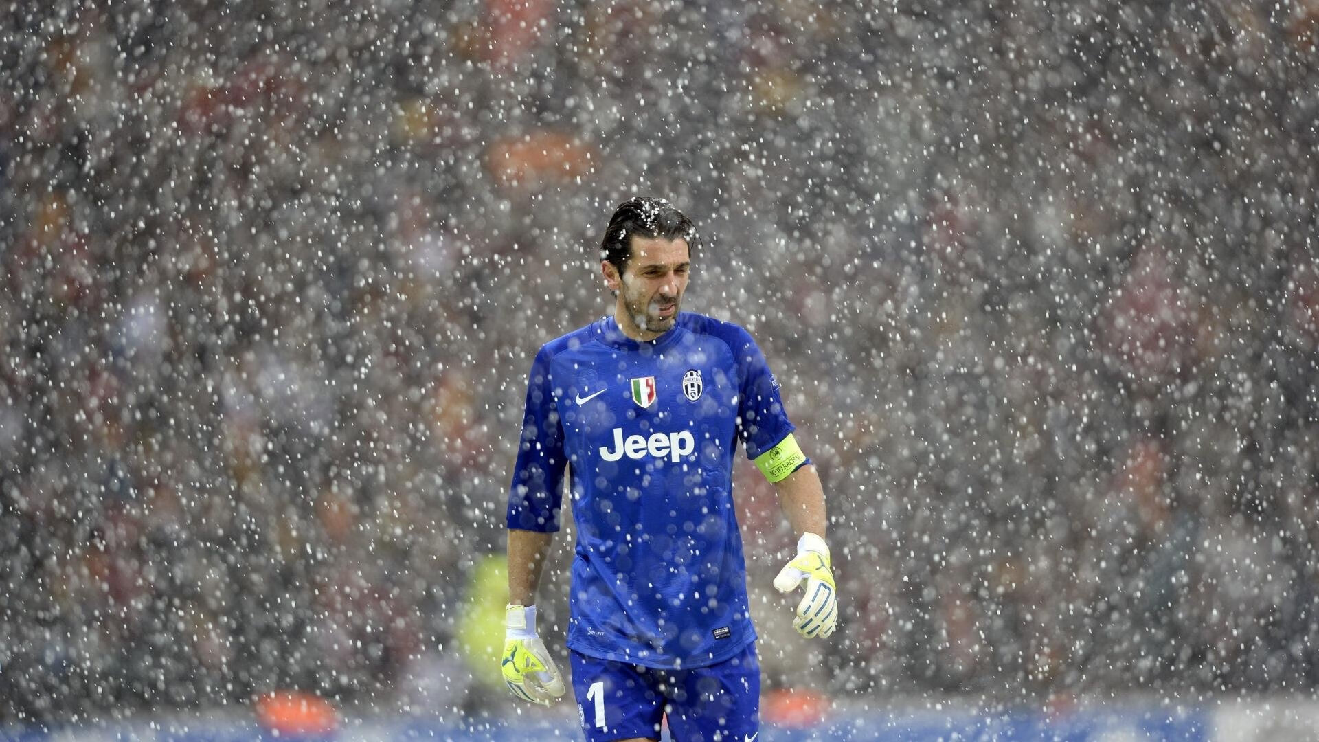 赛道上的孤勇者，汉密尔顿一肩扛起雷诺，轻取索伯车队